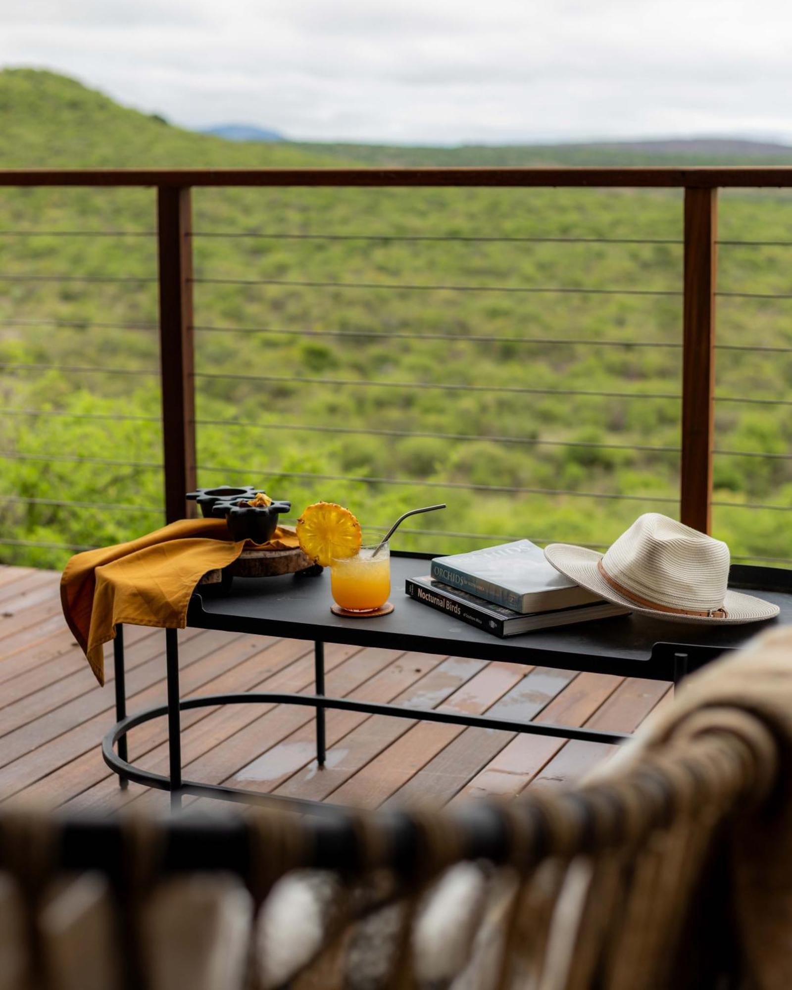 Villa Nambiti Hills Private Game Experience Ladysmith Exterior foto